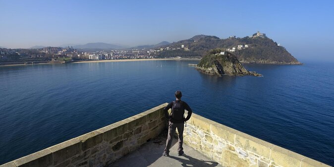 "2 bays, mornings, afternoons, sunset with a glass of cava - The return route from open water