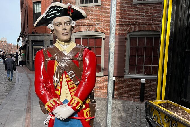 2 Hour Historic Pub Crawl in Boston - Meeting at Faneuil Hall Marketplace at 6:30 pm