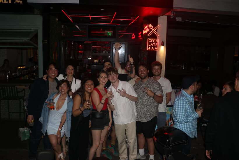 4-Hour Shanghai Pub Crawl (bars & nightclub hopping) - Photos and practical comfort