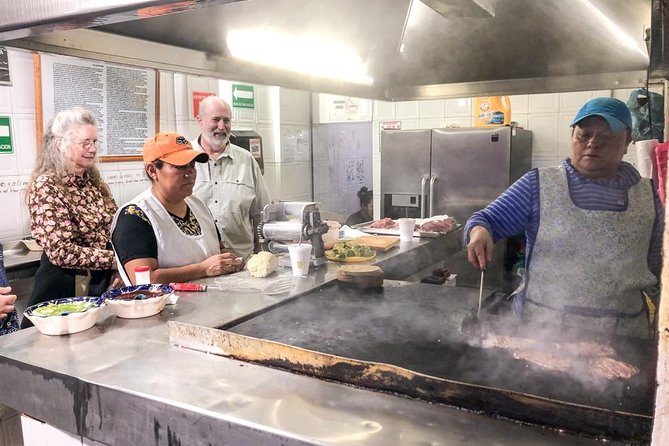 A Night of Tacos and Mezcal in Mexico City - What the $135 price really covers