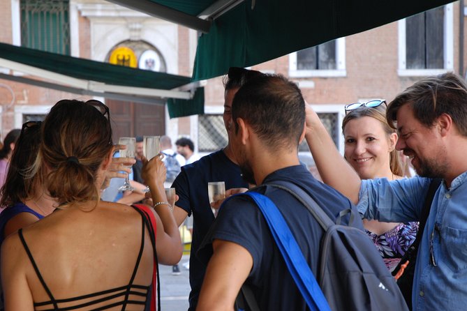 A Venetian Evening: Wine Tasting and Cicchetti with a Local Guide - The guides shape the evening