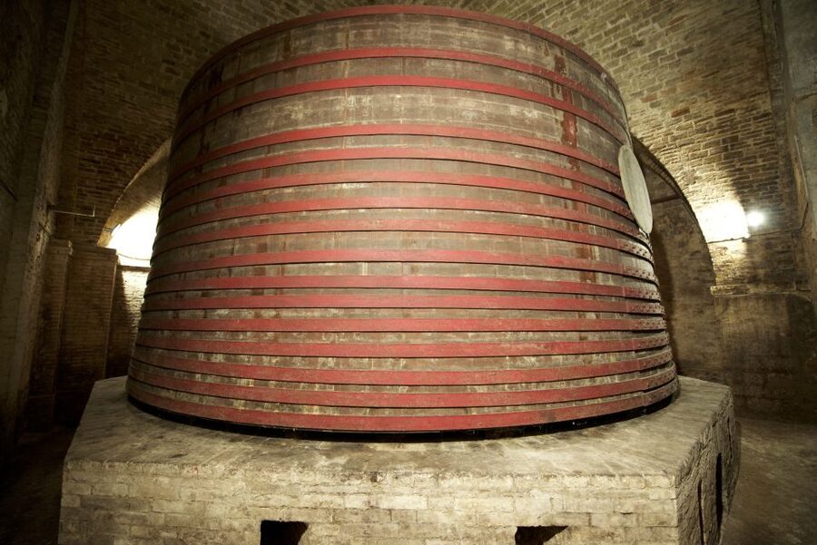 Abruzzo: Historic Cellar Wine Tour and Tasting - Should you book Cantina Mazzarosa Devincenzi?