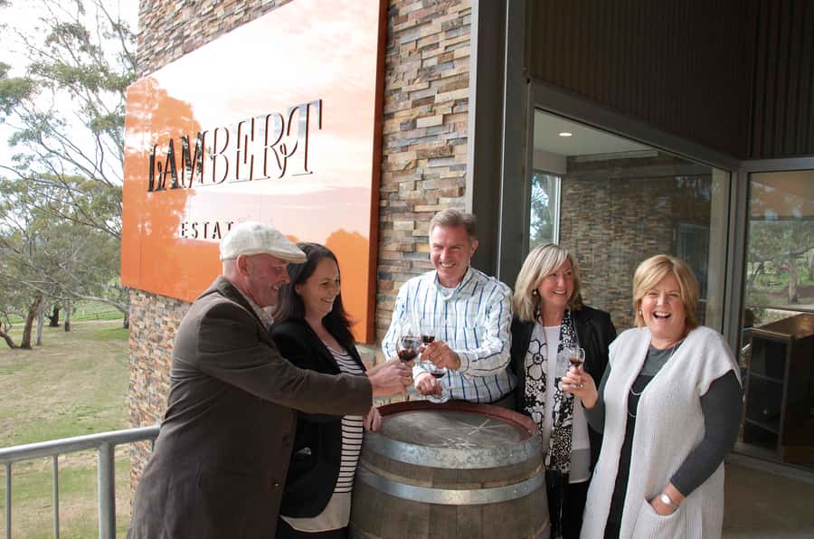 Adelaide: Small Group Tour of Barossa, Wineries with Lunch - Tanunda gives you 45 minutes off the bus