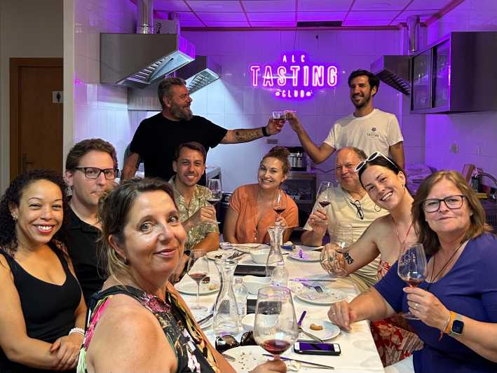 Alicante Best Wine Tasting & Tapas Club - The setting: intimate, traditional, and slightly mysterious