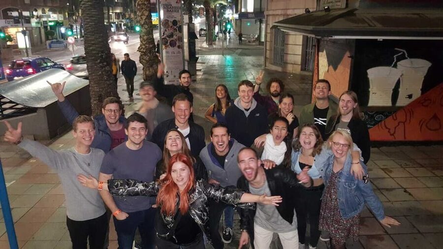 Alicante: Guided Pub Crawl with Shots and Beer - How to pace the included drinks