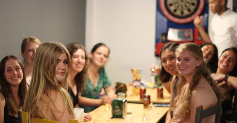 Alicante: Guided Pub Crawl with Shots and Beer - What happens at the UV blacklight finale