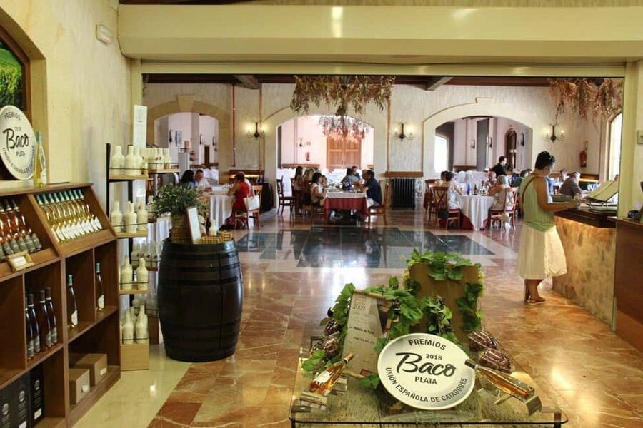 Alicante: Old Winery with Tastings & Gaudí's style of Church - The Gaudí-style church and Mola Castle