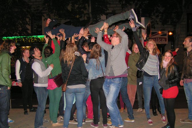 All You Can Drink Pub Crawl Through The Ruin Bars in Budapest - Key points at a glance