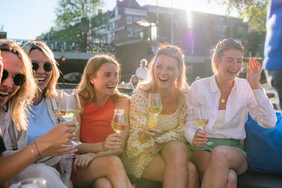Amsterdam: Covered Canal Booze Cruise with Unlimited Drinks - Boat comfort, weather, and what to bring