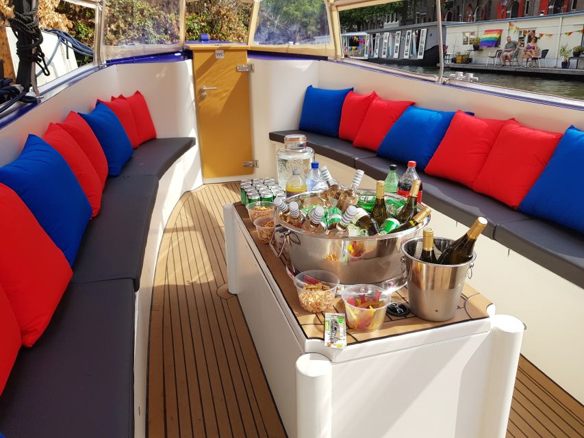 Amsterdam: Covered Canal Booze Cruise with Unlimited Drinks - Herengracht and the Seven Bridges view