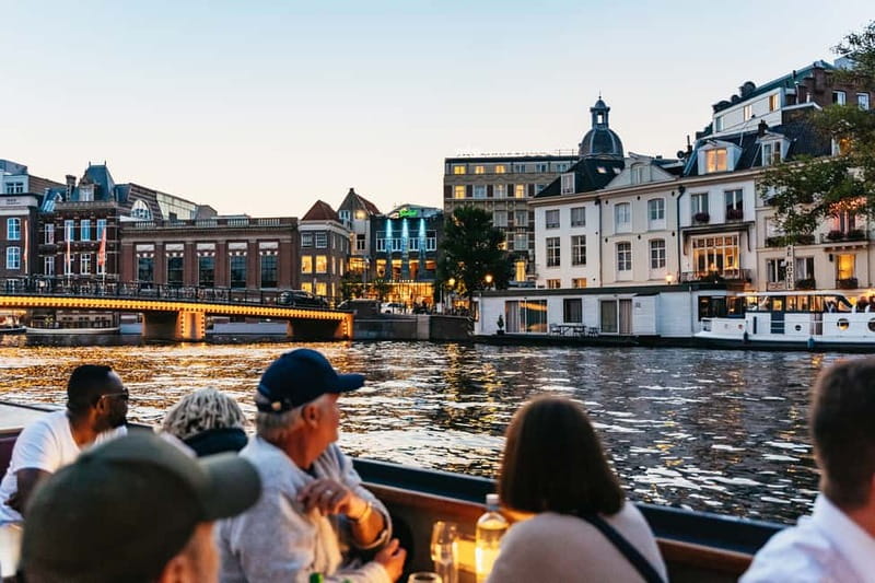 Amsterdam: Cozy Cheese & Wine Cruise Tasting Experience - Who should book this canal cruise