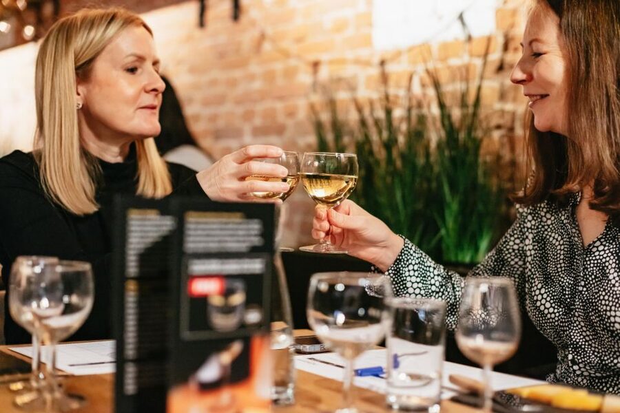 Amsterdam: Dutch Cheese Tasting Experience with Wine - Who will enjoy this most