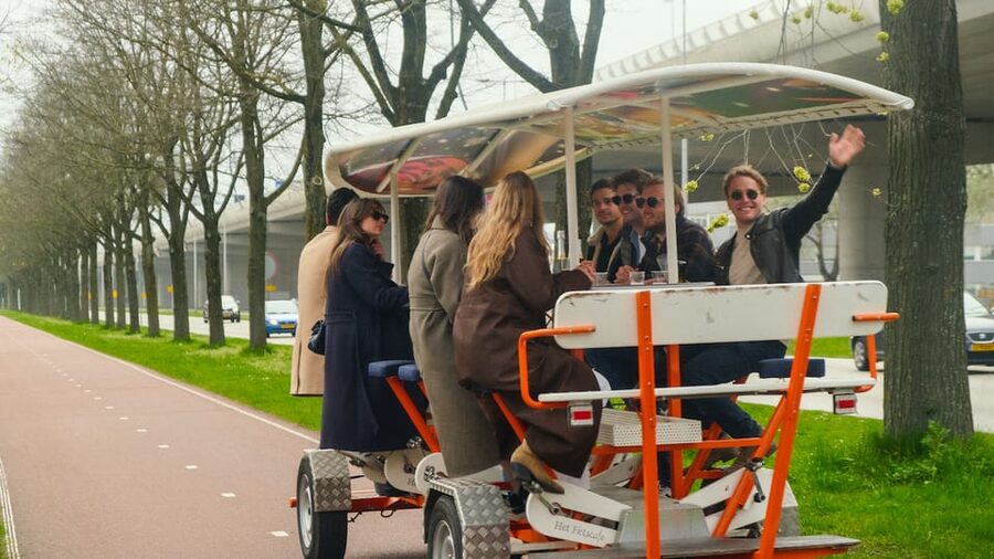 Amsterdam: Dutch Prosecco Party Bike - Bike Condition and Comfort
