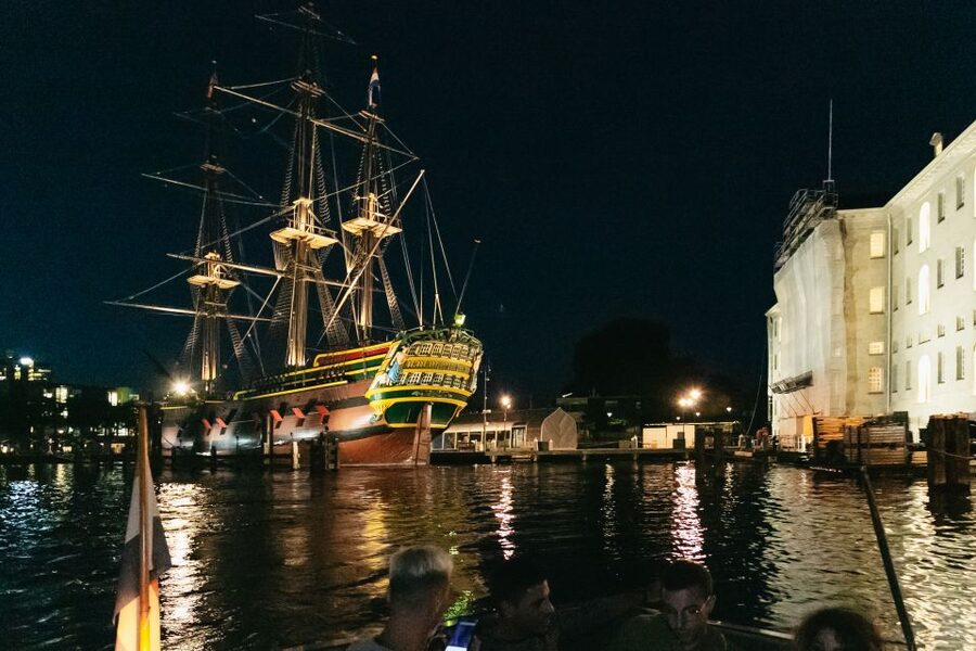 Amsterdam: Evening Cruise with Optional Wine and Snacks - Price and overall value at $23