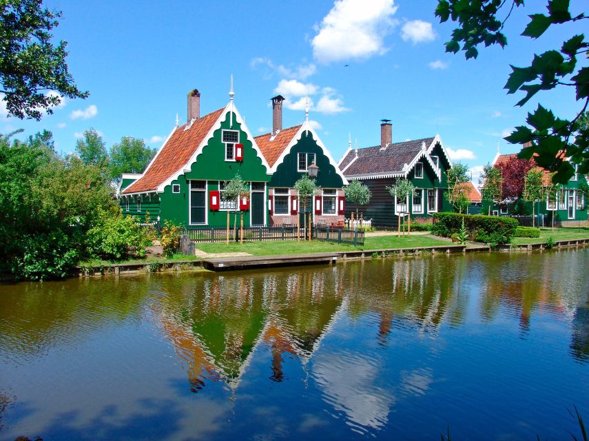 Amsterdam: Guided Zaanse Schans, Windmills & Cheese Tour - Why Zaanse Schans works so well as a half-day trip