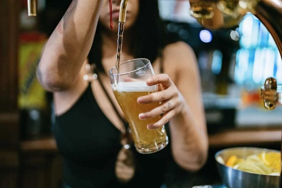 Amsterdam: Ludwig's Queer Pub Crawl with Club Entry - Who should book Ludwig’s queer pub crawl
