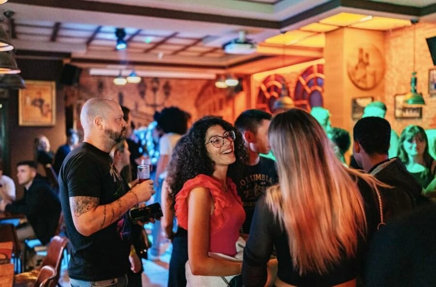 Amsterdam: Ludwig's Red Light Pub Crawl with VIP Club Entry - Five bars, five different moods