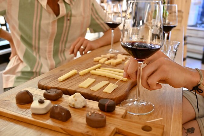 Amsterdam Private Food & Drinks Tour by UNESCO Canals & Jordaan - Key points at a glance