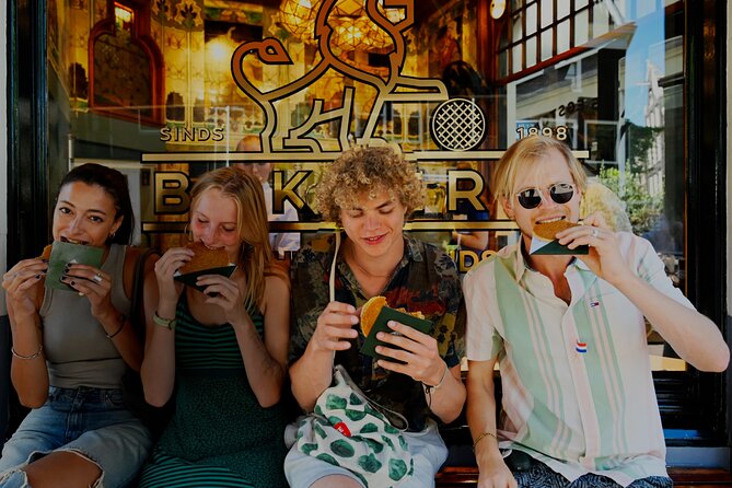 Amsterdam Private Food & Drinks Tour by UNESCO Canals & Jordaan - Brown café food in the Jordaan