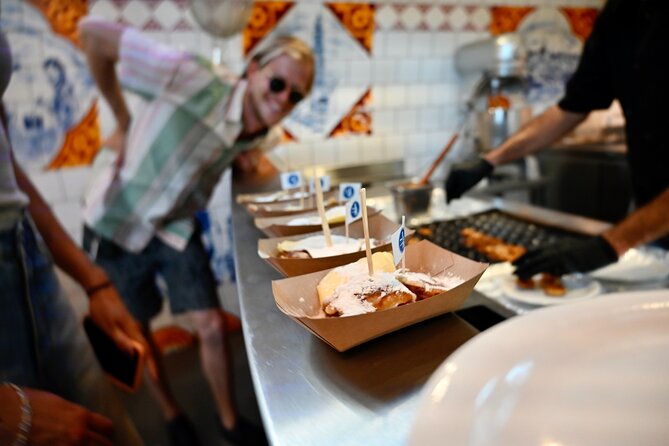 Amsterdam Private Food & Drinks Tour by UNESCO Canals & Jordaan - Singel, Nine Streets, and Dutch fries