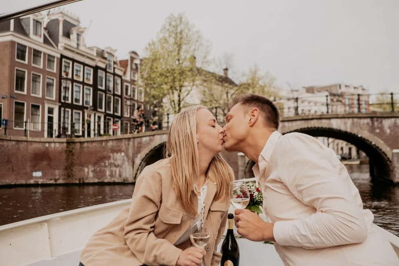 Amsterdam: Private Romantic Canal Cruise w. Prosecco/Snacks - The Amstel at sunset