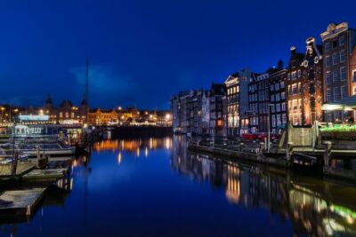 Private Romantic Evening Boat Tour with Prosecco