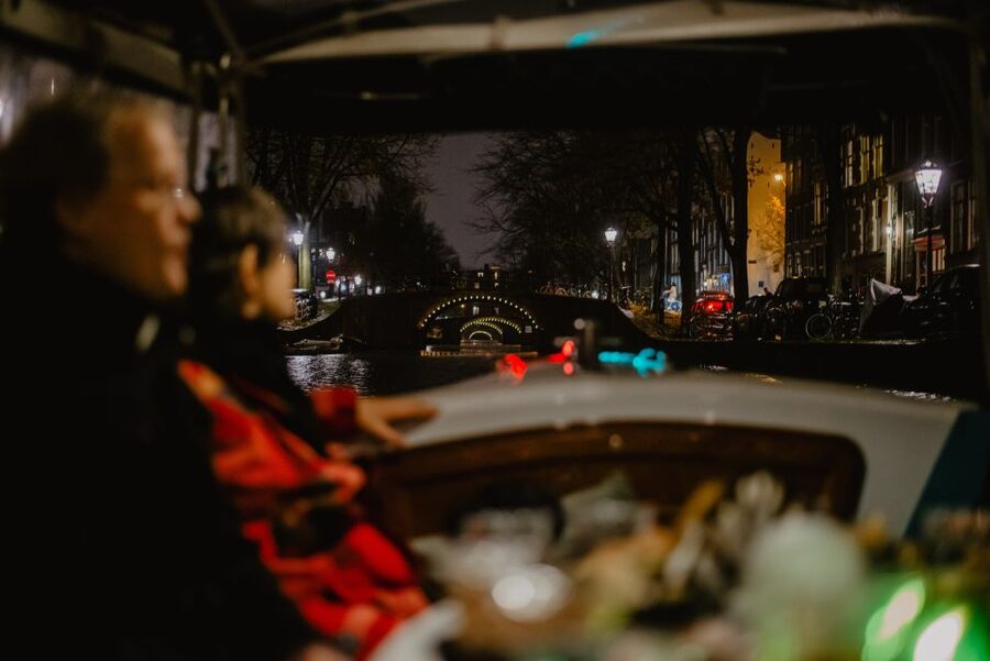 Amsterdam: Private Romantic Evening Boat Tour with Prosecco - Prinsengracht and the old canal houses