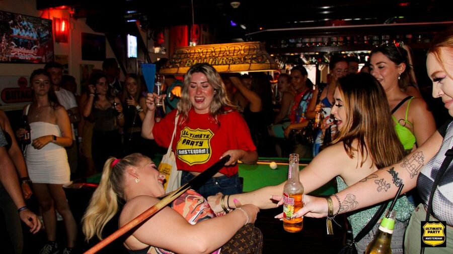 Amsterdam: Red Light District Pub Crawl with Unlimited Shots - What this Amsterdam pub crawl is really like