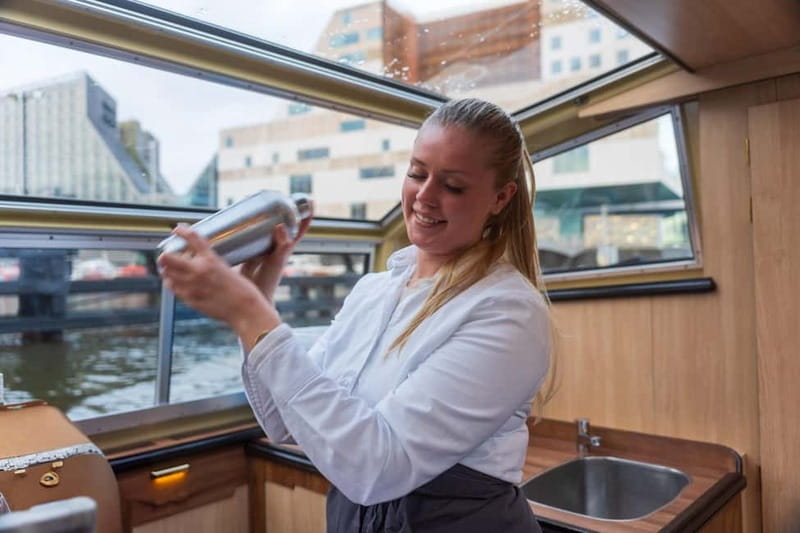 Amsterdam: Unlimited Cocktails Cruise on the Canals - Key points to know before you book