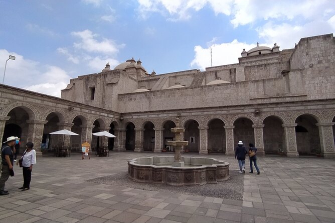 Arequipa Tasting Tour - San Camilo Market, the most rewarding food stop