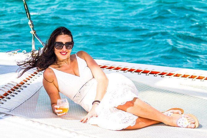 Aruba Happy Hour Sunset Sail with Savory Bites and Cocktails - Open cocktails and snacks that keep arriving