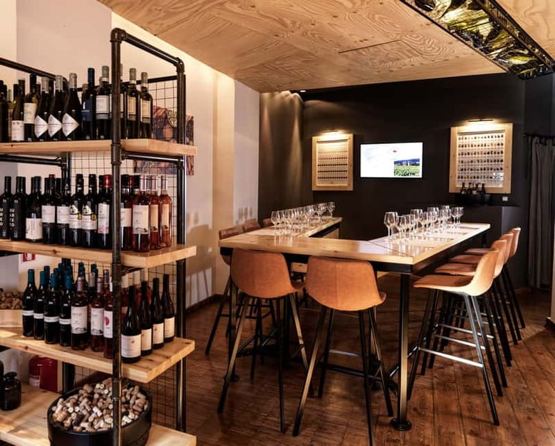 Athens: Acropolis Wine Tasting with Cheese and Olives - Five wines with a useful range of styles