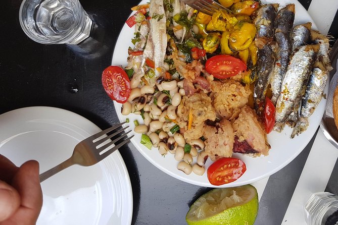 Athens: The Classic Food Tasting Tour - Koulouri, boutique delis, and local food shops