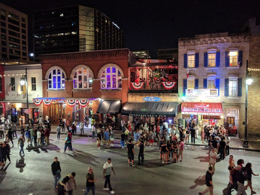 Austin: Downtown Live Music Pub Crawl - What the guide adds between the bars
