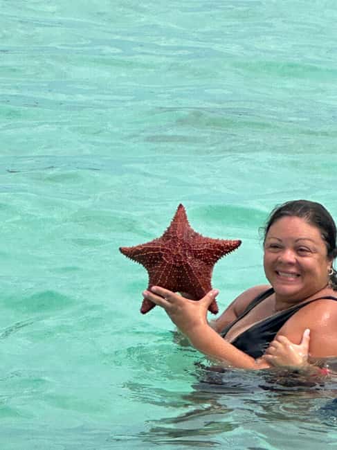 Bahamas: Swimming Pigs & Snorkeling Cruise with Lunch & Rum - Meeting the Pigs After a 50-Minute Cruise
