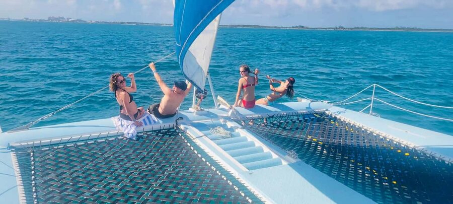 Bahamas: Swimming Pigs & Snorkeling Cruise with Lunch & Rum - Lunch, Rum, and the Long Scenic Cruise