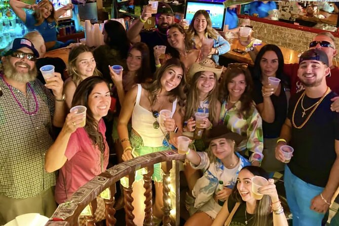 Bar Crawl Benidorm: 4 Venues 1 Night Including Karaoke & Drinks - Who will enjoy this Benidorm night out