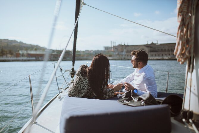 Barcelona 2-hour Private Boat Tour with Cava and snacks - Leaving from Moll de Mestral