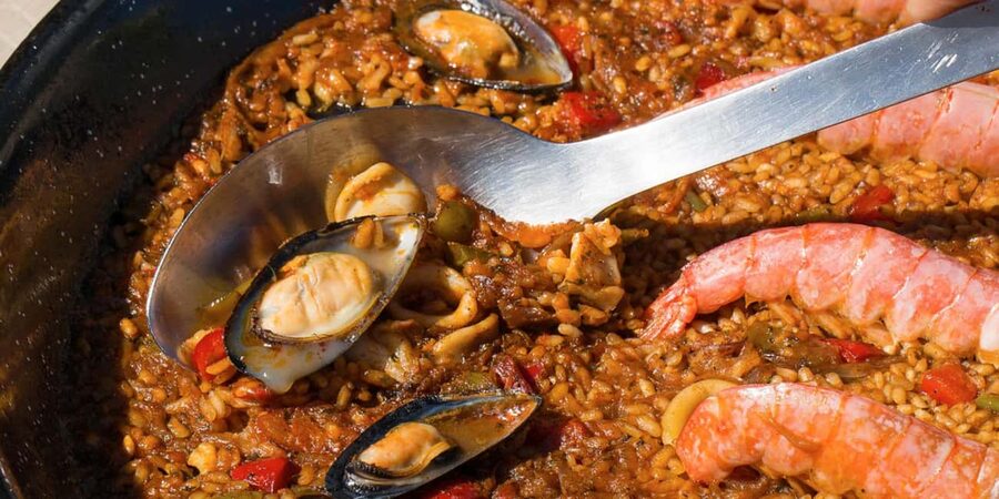 Barcelona Authentic Paella and Sangria Cooking Class - The chefs and the teaching style