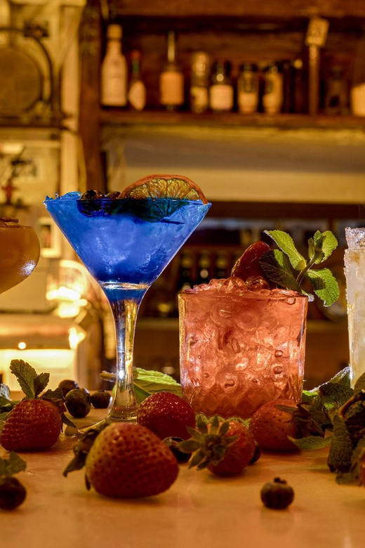 Barcelona: Cocktail Making Class with Tapas - Is $57 a good price?