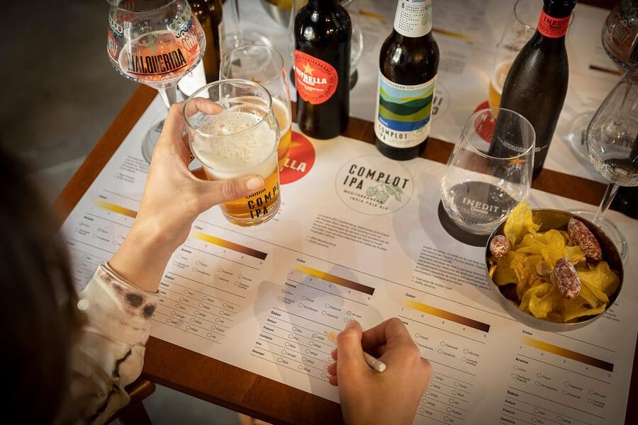 Barcelona: Estrella Damm Old Brewery Tour with Tasting - Language, timing, and practical details