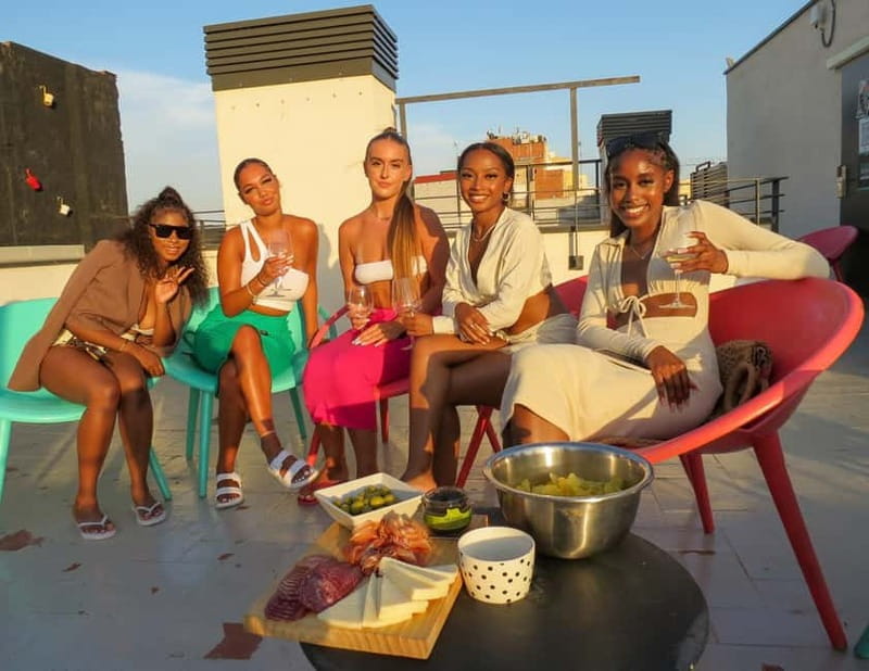 Barcelona: Fun & Unpretentious Rooftop Wine Tasting - Who should book this rooftop tasting?