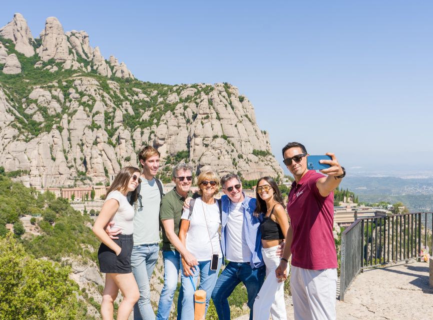 Barcelona: Montserrat, Winery Tour & Lunch with Wine Tasting - How the nine-hour schedule feels