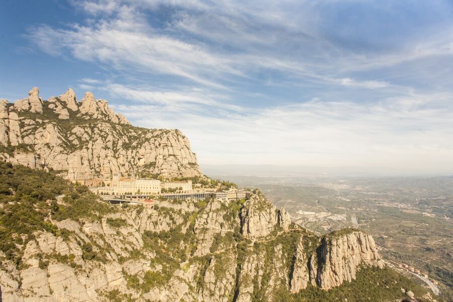 Barcelona: Montserrat with Winery Visit and Farmhouse Lunch - Who should book this day trip?