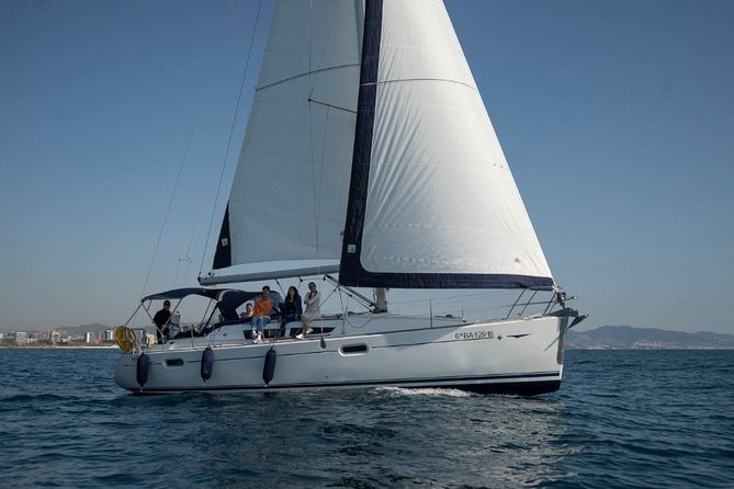 Barcelona Private Sailing Trip with unlimited drinks and snacks - What the one-hour schedule means for you