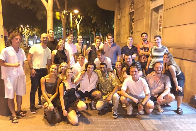 Barcelona Pub Crawl by KING -The Best Party tour & VIP Club Entry - Who will enjoy this Barcelona night out