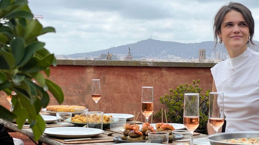Barcelona: Rooftop Tapas and Sangria Class with a Chef - A private home near Barceloneta’s port
