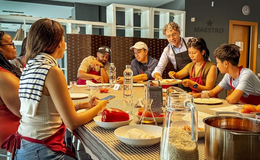 Barcelona: Seafood Paella ★Maestro★ & Tapas & Sangria - Preparing tapas before the main dish