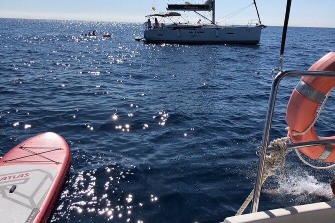 Barcelona Small Group Sailing with Snacks and Cava - Is $66.51 a Good Price?