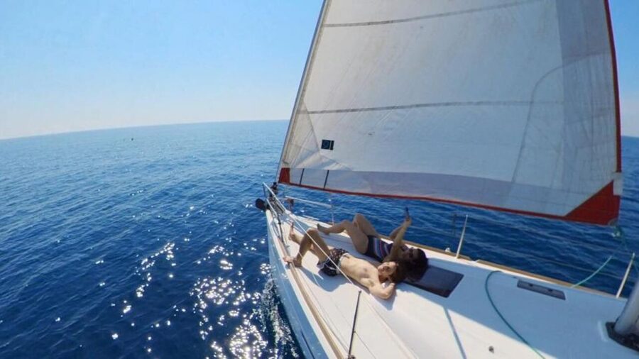 Barcelona: Sunset Sailing Experience with Snacks and Cava - The social side of the boat